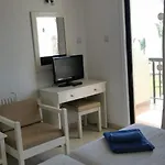 Simos Magic Apts شقة فندقية