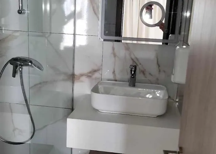 מלון דירות Simos Magic Apts 3*