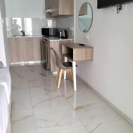 Lejlighedshotel Simos Magic Apts 3*