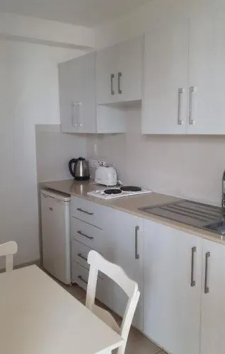 Ξενοδοχείο με διαμερίσματα Simos Magic Apts