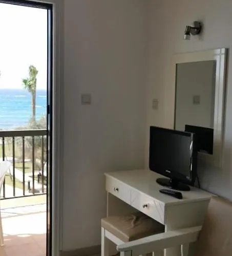 Ξενοδοχείο με διαμερίσματα Simos Magic Apts