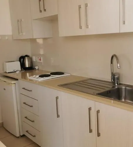 Simos Magic Apts Αγία Νάπα