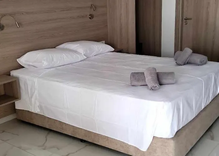 Ξενοδοχείο με διαμερίσματα Simos Magic Apts