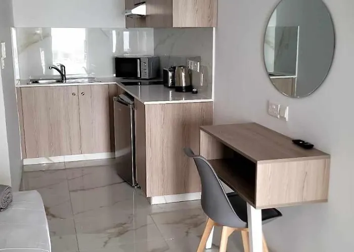 アパートホテル Simos Magic Apts アヤナパ