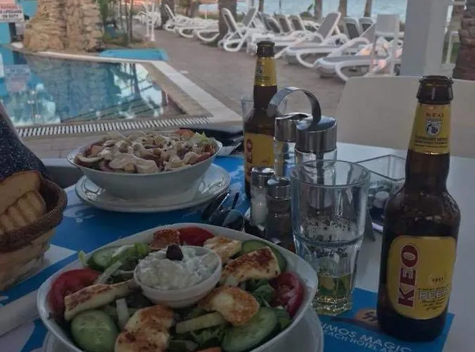 Ξενοδοχείο με διαμερίσματα Simos Magic Apts 3*