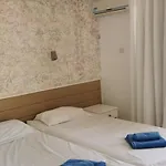 Simos Magic Apts Aparthotel