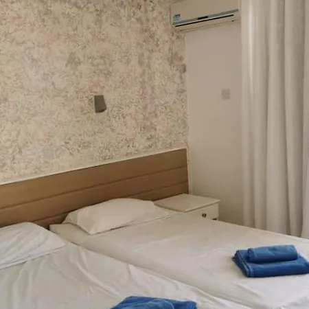 Simos Magic Apts Apartmanhotel